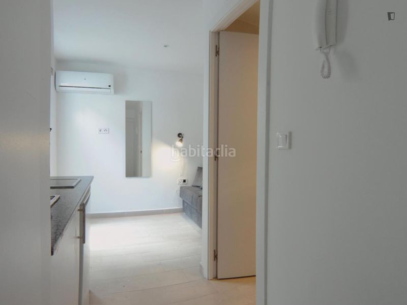 Foto a6d29519-661d-4b18-957b-ef804e94d2e9. Miete studiowohnung in Pradolongo Madrid