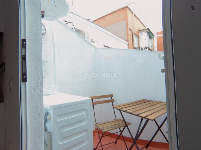 Foto e46e10b3-979d-4a90-862c-1e46f25fff8c. Miete studiowohnung in Pradolongo Madrid