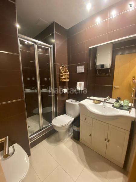 Foto e2e3e94b-c5e3-4fc3-aea6-8000e53d46f3. Lloguer apartament a Fuente del Berro Madrid