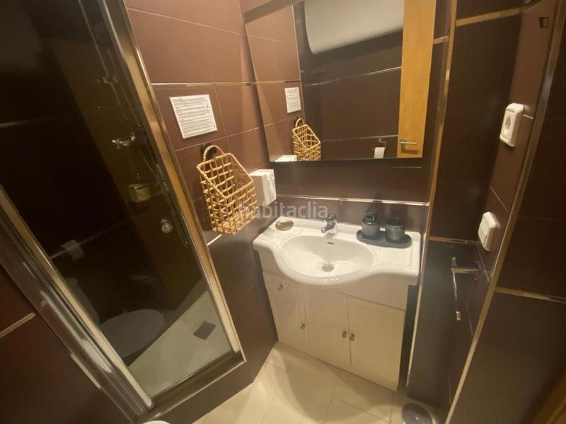 Foto 9105b886-91d4-4064-9bb7-2234973d7191. Location appartement dans Fuente del Berro Madrid