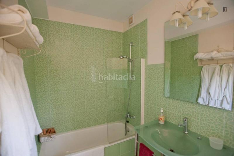 Foto 8868de0d-48b8-4244-8aa5-2255e45113cd. Alquiler casa en La Paz Alcalá de Guadaira