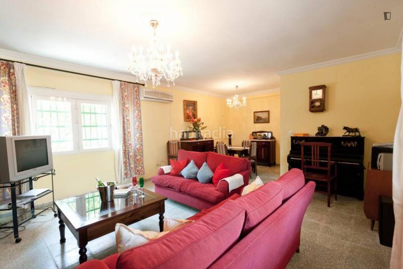 Foto d24344b5-24fb-4635-b366-881f55a21ba5. Alquiler casa en La Paz Alcalá de Guadaira