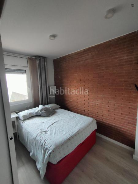 Foto 69a3b282-c497-4e89-a7bf-4f6f2aff4db2. Lloguer apartament amb calefacció a Santa Eulàlia Hospitalet de Llobregat (L´)