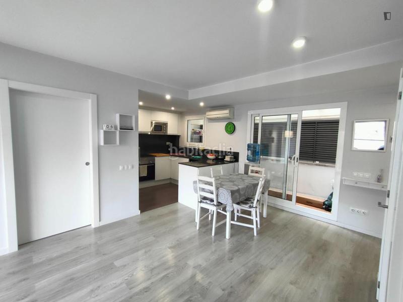 Foto 360ed378-6387-40f5-99e5-e9cdef6e4af1. Rent apartment with heating in Santa Eulàlia Hospitalet de Llobregat (L´)