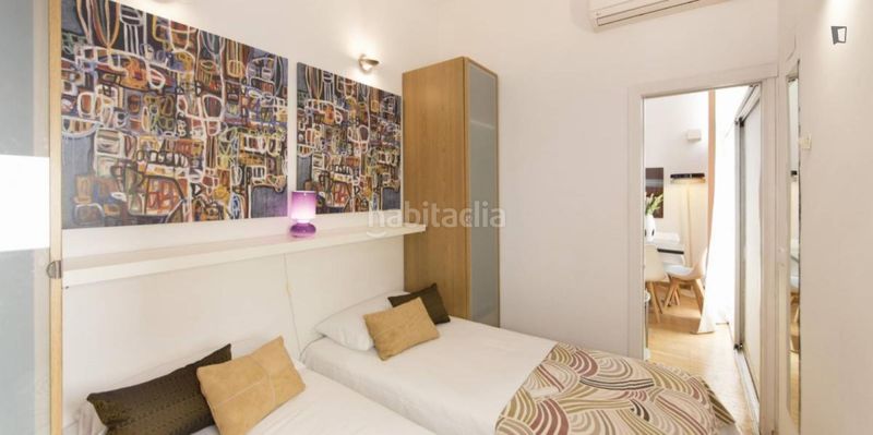 Foto bdf781e3-58c2-486d-893a-b7045addd47c. Lloguer apartament amb calefacció a Sol Madrid
