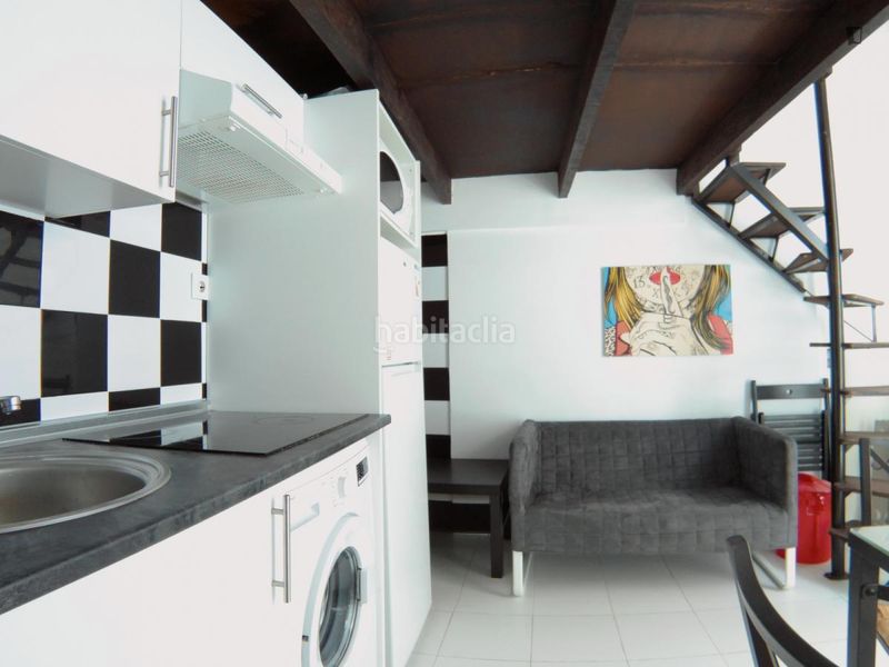 Foto f0531b87-992b-413a-aba7-1cad1ba40fff. Affitto monolocale in Valdeacederas Madrid