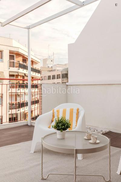 Foto 2923aa10-023a-4923-9080-521c34c21e67. Lloguer apartament a Russafa Valencia