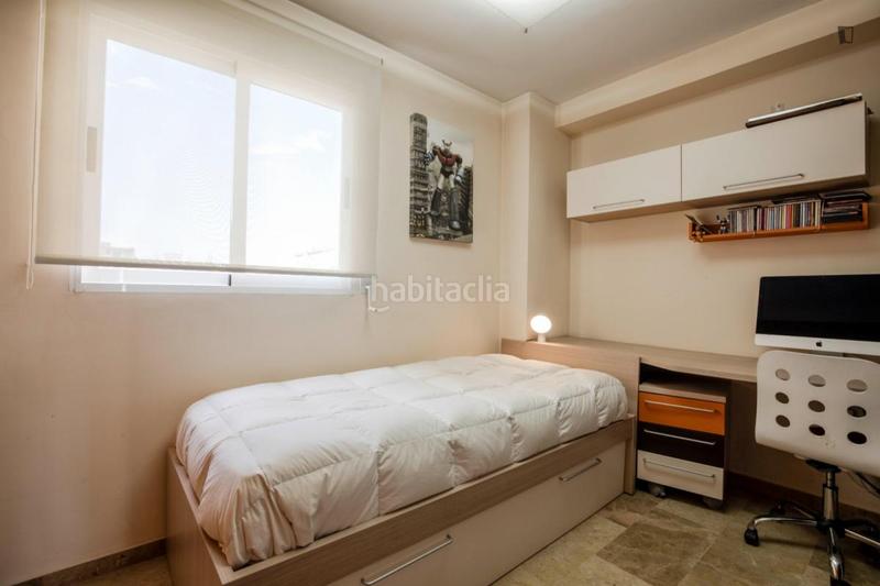 Foto acd9d082-b2a3-4410-b52f-4d1ccad3ec6f. Lloguer apartament a Russafa Valencia
