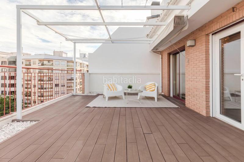 Foto cfca4ad4-513f-4e10-b974-9358915cc950. Lloguer apartament a Russafa Valencia