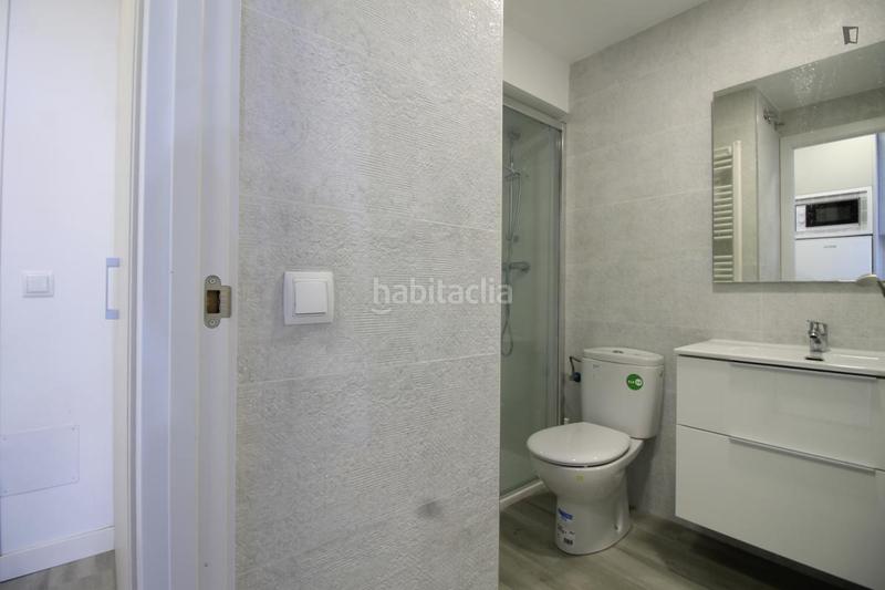 Foto 993aacd6-4b79-450c-af96-211ea8b0b592. Alquiler estudio en Almendrales Madrid