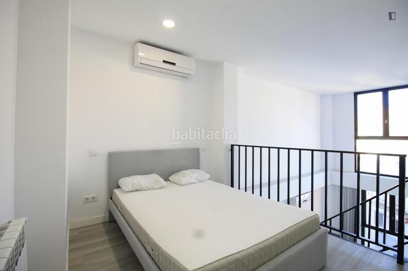 Foto c7529cc4-f33e-41cf-acc8-d46b20c9af82. Alquiler estudio en Almendrales Madrid