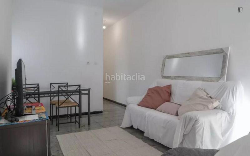 Foto 8c8b563f-9a8c-4b10-bb38-41fb363f190e. Alquiler apartamento en Valdeacederas Madrid