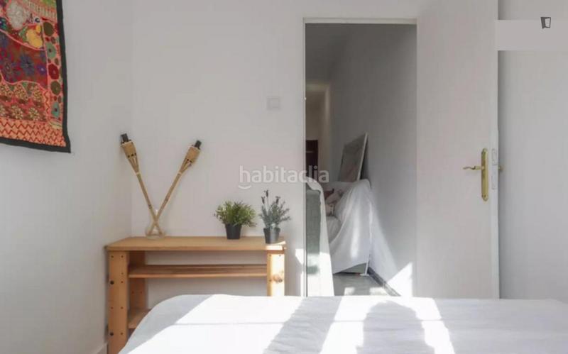 Foto 0d790969-5a0d-4d70-a1e4-f22df1d026c5. Miete appartement in Valdeacederas Madrid