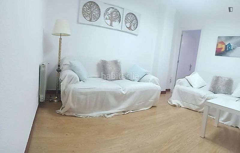 Foto d99939d7-f4fb-455e-b884-8459492341e0. Lloguer apartament amb calefacció a Los Cármenes Madrid