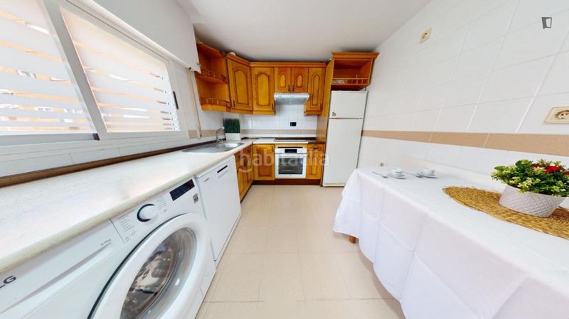 Foto e27a1c0b-9a06-45ac-93cd-5557d8f363c0. Lloguer apartament amb calefacció a Los Cármenes Madrid