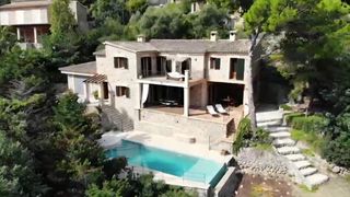 Chalet in Cala Millor. Fantastico unifamiliar deia vistas al mar primera linea