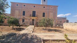 Xalet a Algaida. Fantastica masia  en algaida en camino de muntanya de 130 cuarte