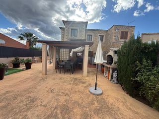 Chalet in Badia Blava-Badia Gran-Tolleric. Venta chalet pareado bahia azul