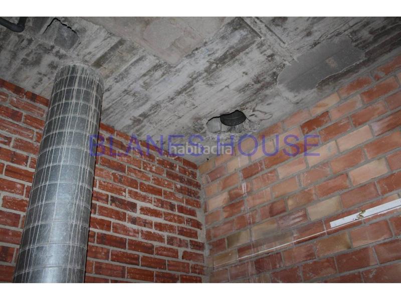 Foto a2b14f18-2652-45cd-901f-2749ae453600. Local commercial dans Mas Florit-Ca la Guidó Blanes