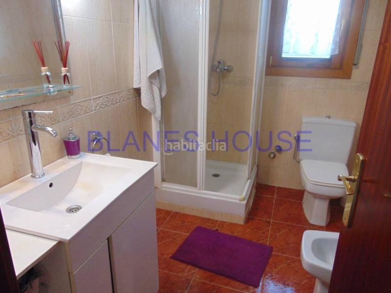 Foto 7939a33b-4bfd-4982-86da-1c8fe32da29c. Casa amb calefacció aparcament piscina a Aiguaviva Parc Vidreres