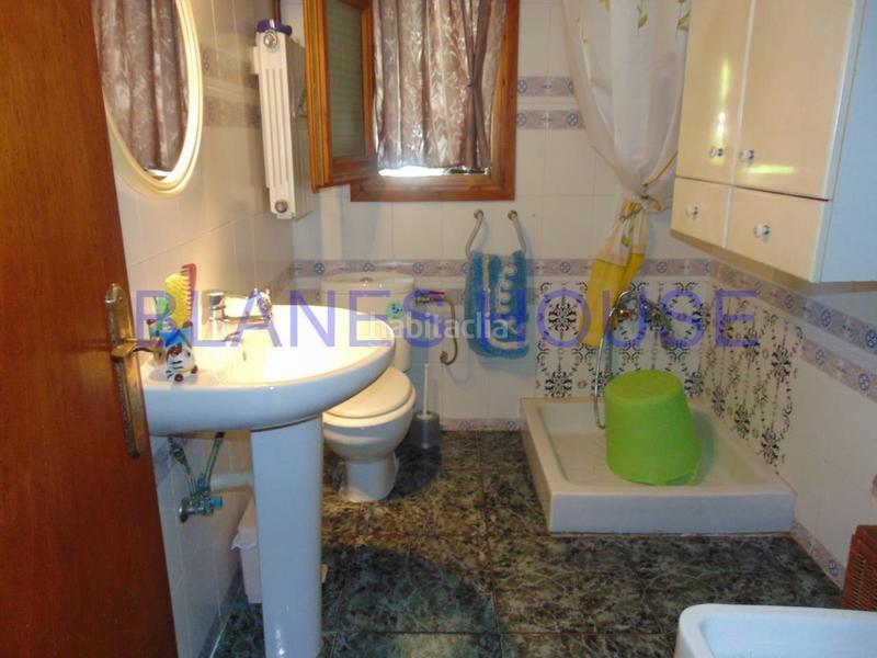 Foto db4e25c6-4b03-44ab-a51b-af01adc5df5e. Casa amb calefacció aparcament piscina a Aiguaviva Parc Vidreres