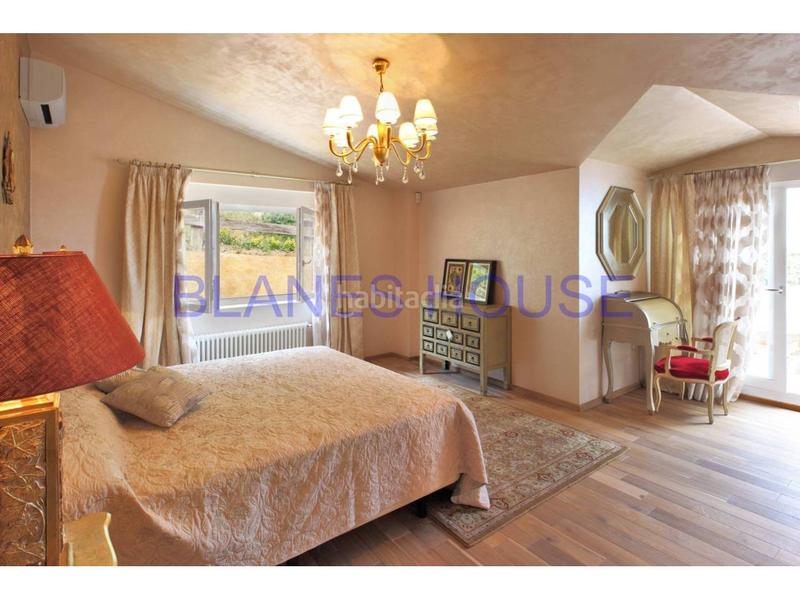 Foto 00dbdd36-1163-4e85-bb51-a86e986aa12f. Casa villa en venta en Mont Ferrant-Joan Carles I Blanes