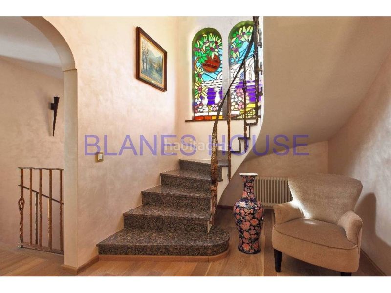 Foto d080c99e-e6c2-44a0-a8f1-74541090d889. Casa amb calefacció aparcament piscina a Mont Ferrant-Joan Carles I Blanes
