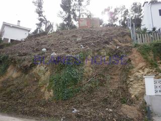 Finca rústica a Palafolls. Terreno en venta