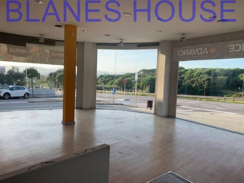 Foto b94f2500-ea8d-4d49-aa90-aa5c4bc05760. Local comercial a Mas Florit-Ca la Guidó Blanes