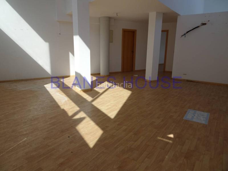 Foto 3befed8b-8306-45a1-b6bb-8cfca173b001. Local comercial  en venta en Mercat-Mas Moixa Blanes