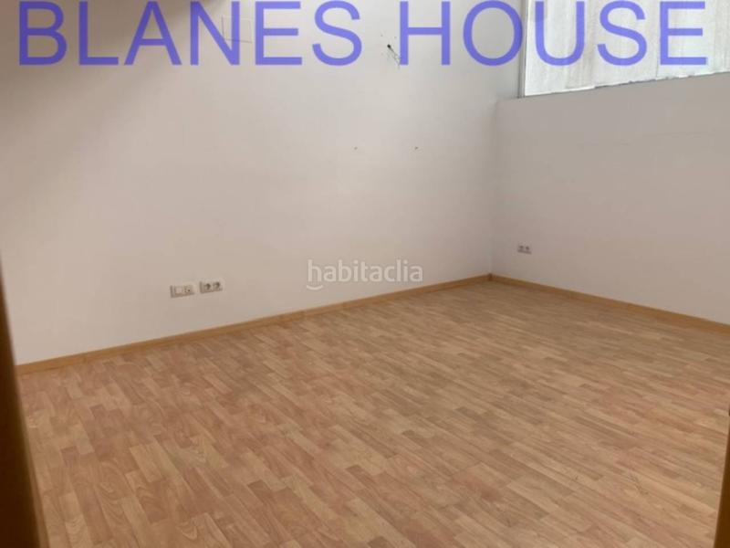 Foto 5acf06e4-f9dd-41a2-b891-59f6fa9f7e7b. Local comercial  en venta en Mercat-Mas Moixa Blanes