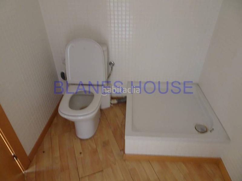 Foto 948ecfba-0393-4af9-b5cb-40dcd3e79ade. Local comercial  en venta en Mercat-Mas Moixa Blanes