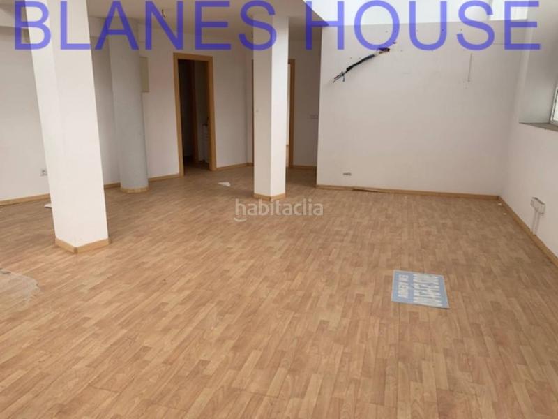 Foto a8352a95-acf4-43a3-af32-45ca64f96f8f. Local comercial  en venta en Mercat-Mas Moixa Blanes