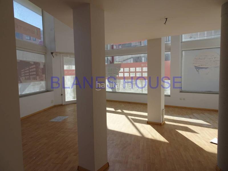 Foto da4c2594-6db6-4a5e-a62f-a764f6979b56. Local comercial  en venta en Mercat-Mas Moixa Blanes