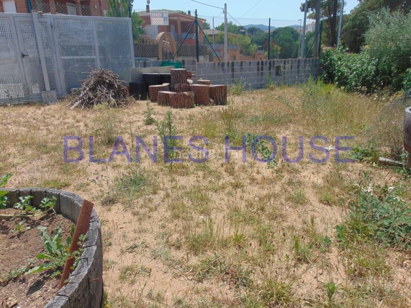 Foto a73cf151-0c9d-4237-bd68-d713a3590c80. Terreny residencial a Niàgara Parc -Àgora Parc Tordera