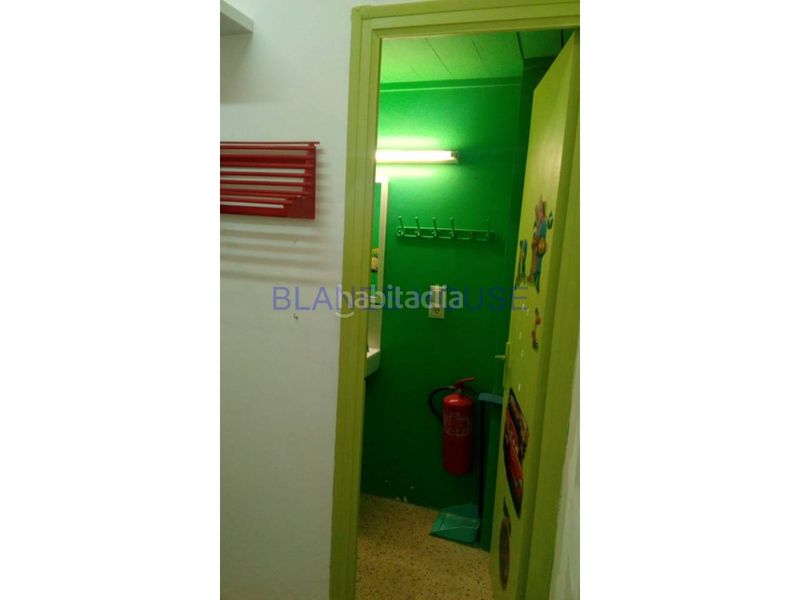 Foto 4d58be48-5409-48e7-b71c-06dbff20b873. Local comercial a Centre Lloret de Mar