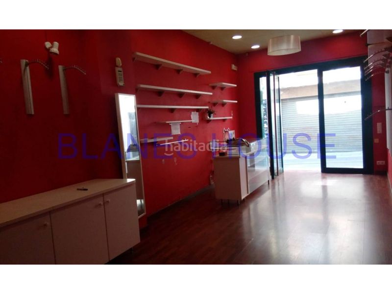 Foto 096b064e-8079-4d23-9972-f561767b6504. Local comercial a Centre Lloret de Mar