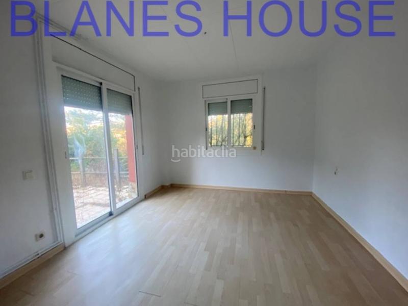 Foto 143adb2c-7aeb-4711-adde-327c28bd7534. Casa con piscina in Aiguaviva Parc Vidreres