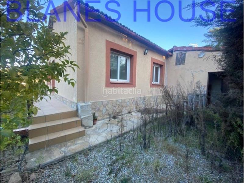 Foto 3cd7227c-fce2-4e1c-bcc3-e5470809aae2. Casa con piscina in Aiguaviva Parc Vidreres