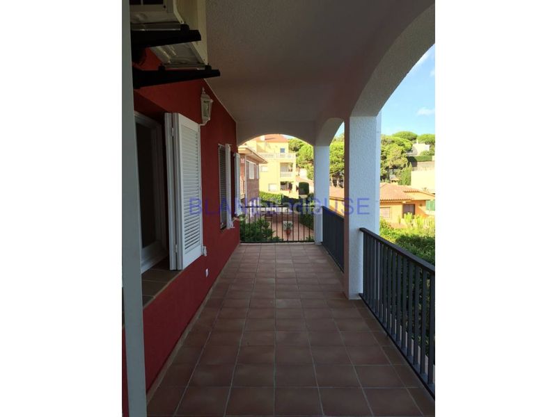 Foto ca18ca16-e41d-4b25-883d-04d4758c8a05. Casa con riscaldamento parcheggio in Centre Lloret de Mar