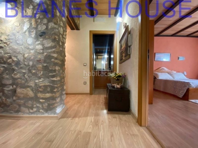 Foto f19aecb1-b3bf-4fb1-a027-d93978504319. Casa adossada amb calefacció a Palafolls