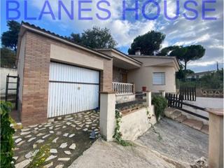 Casa a Cadernera 0. En venta en comajuliana