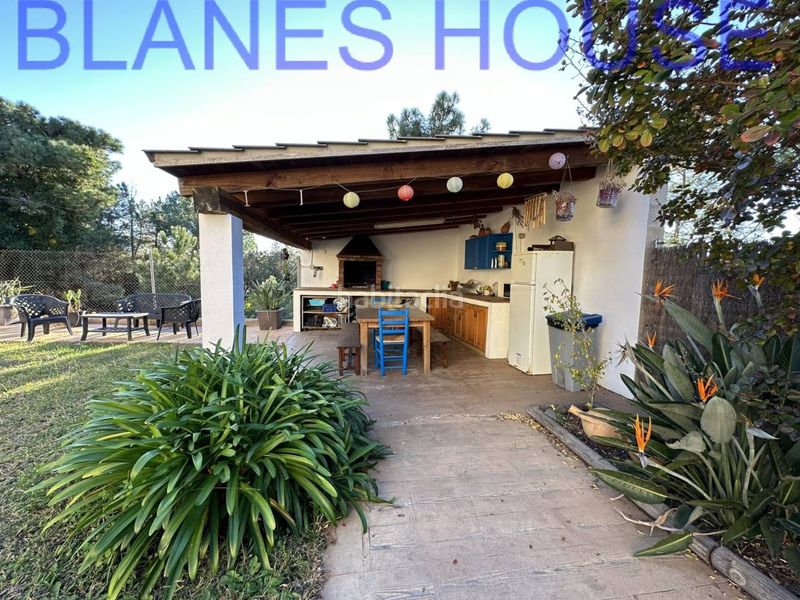 Foto 06be4ca5-3cc4-49f6-b689-d43fe79be37d. Casa a calle rafael alberti 62 a Lloret Residencial - Montlloret Lloret de Mar