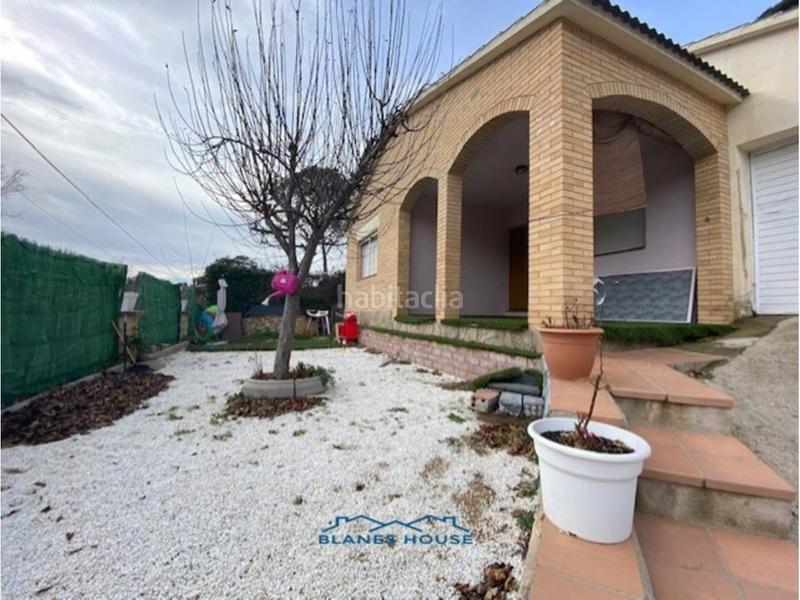 Foto 5e71dfba-5cc0-4a20-9010-363e22303e87. Maison avec parking dans Residencial Park Maçanet de la Selva