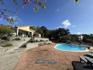 Casa a La selva 777. Casa en venta en maçanet de la selva!