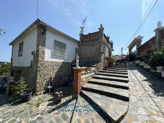 Casa a Tuca 0. Venta de casa en maçanet de la selva