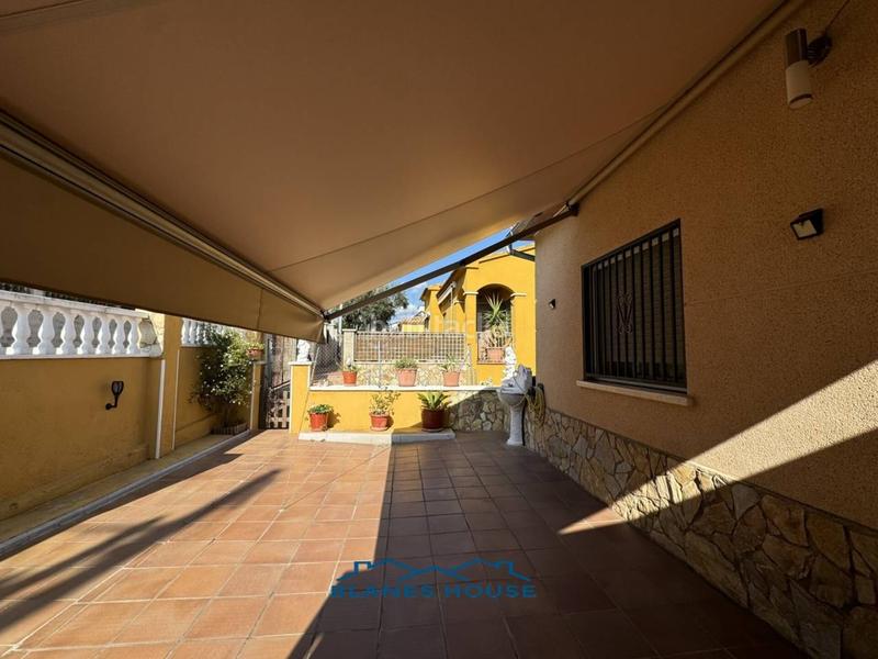 Foto dbd0bed9-2899-42bf-b35f-7ec90f8782e1. House in avet 0 in Residencial Park Maçanet de la Selva