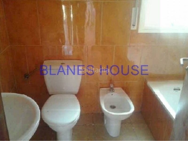 Foto 3ec1c0bc-37a0-4024-b8e6-6745c0afdd6a. Casa amb aparcament a Aiguaviva Parc Vidreres