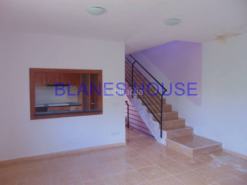 Foto 5484fb63-b99d-4751-88c8-a1505cb19530. Casa amb aparcament a Aiguaviva Parc Vidreres