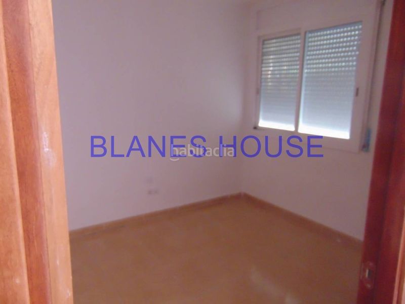 Foto dc3e2a24-0d54-4afd-8dc9-2bc7ef45dc93. Casa amb aparcament a Aiguaviva Parc Vidreres